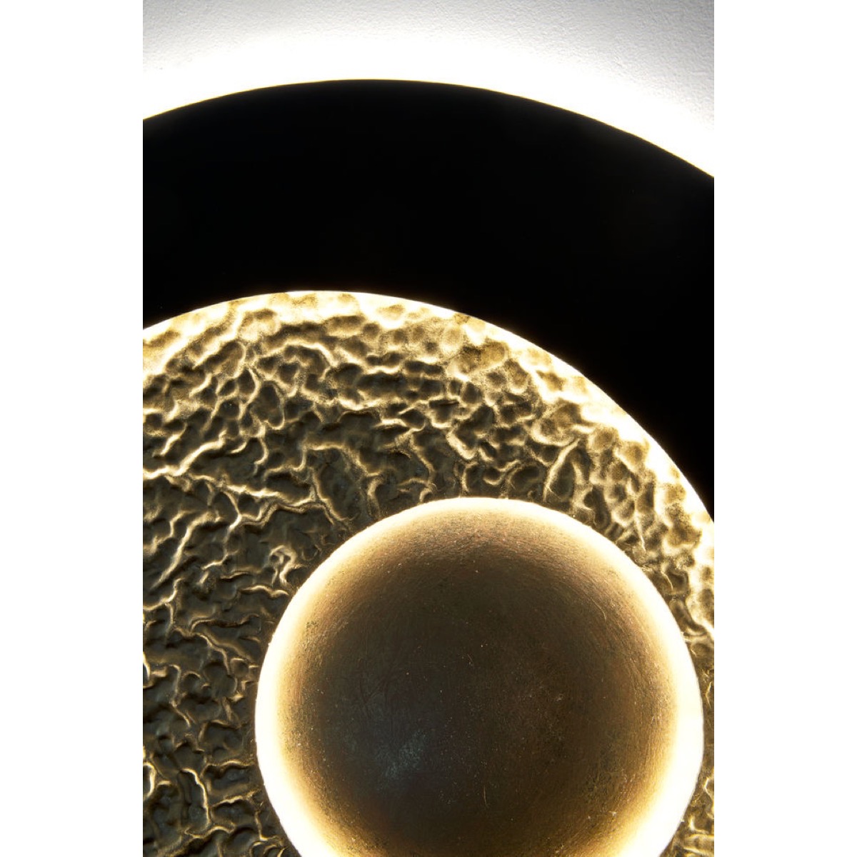 Cadılar Bayramı Leuchtenking'de: Epstein ve Holländer ile ürpertici derecede güzel bir atmosfer için