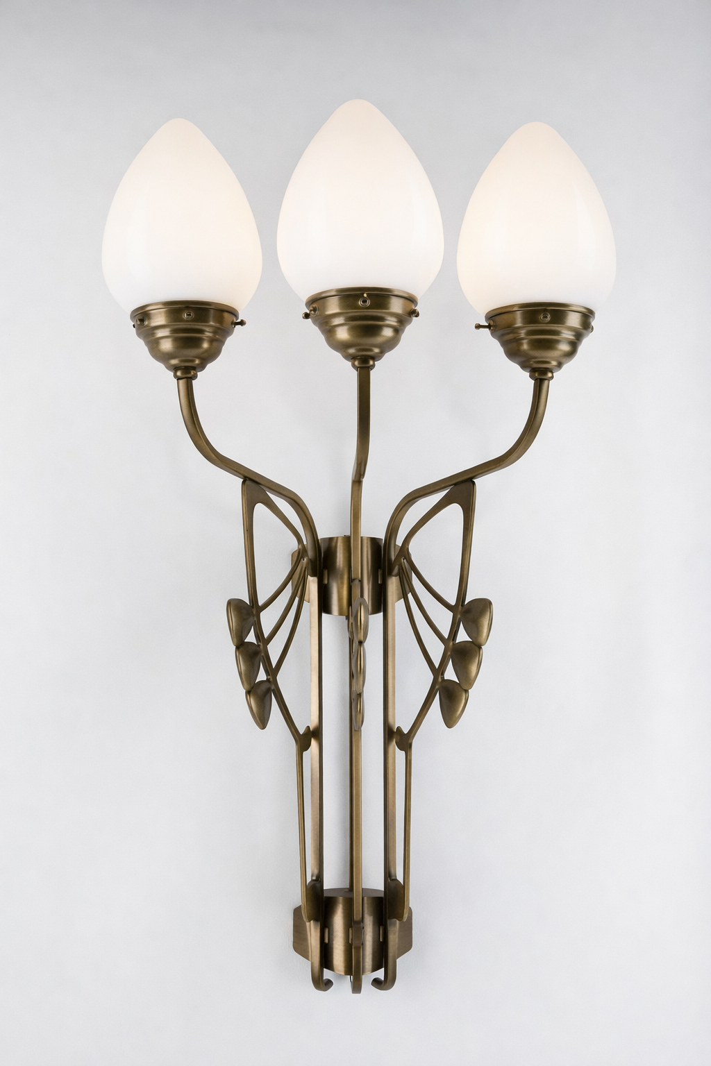 Berliner MessinglampenWandleuchte Charlottenburg 3flammig