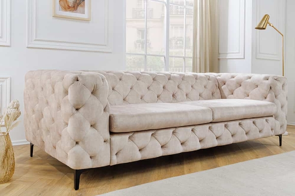 Kanepe MODERN BAROCK 240cm 3 kişilik kadife şampanya renginde Chesterfield tarzında der Firma Casa Élite
